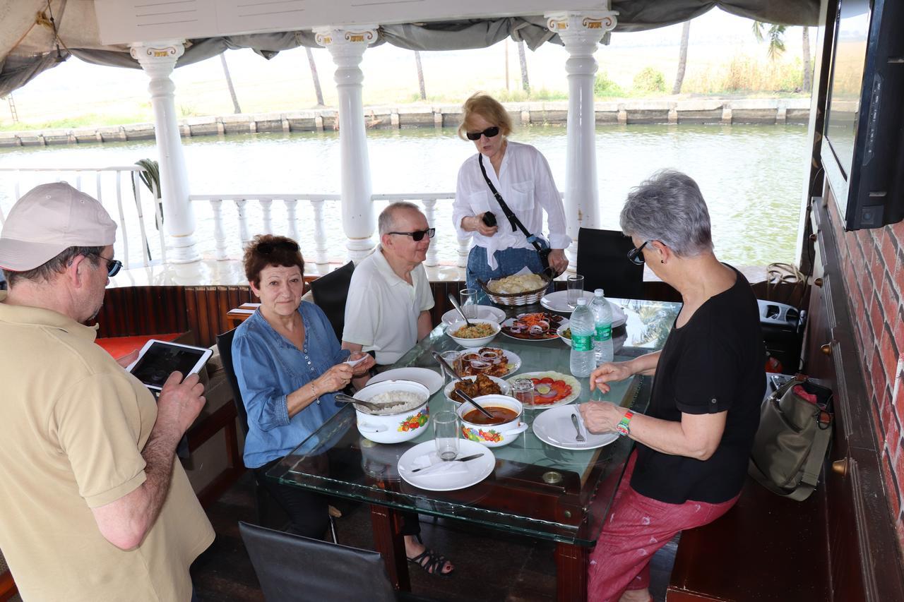 מלון מאראריקולם Marari Houseboat מראה חיצוני תמונה